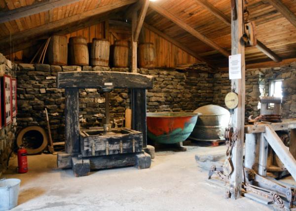 2023-08-24_Outdoor Museum_Household Items0001.JPG