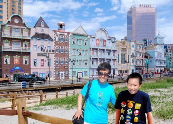 2012-08-26_Bally's Casino and Hotel on Atlantic City Boardwalk0001.JPG