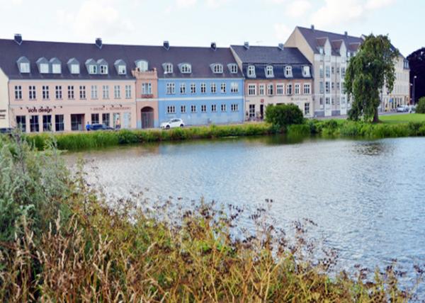 2016-07-06_Hillerød_Houses near Frederiksborg Castle ϣաˮסլ0001.JPG