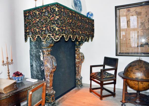 2016-07-06_Kronborg Castle_Royal Chamber ʼҹԢ0001.JPG