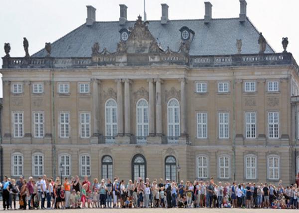 2016-06-25_Amalienborg_Christian IX's Palace  ձҾʹ-20001.JPG