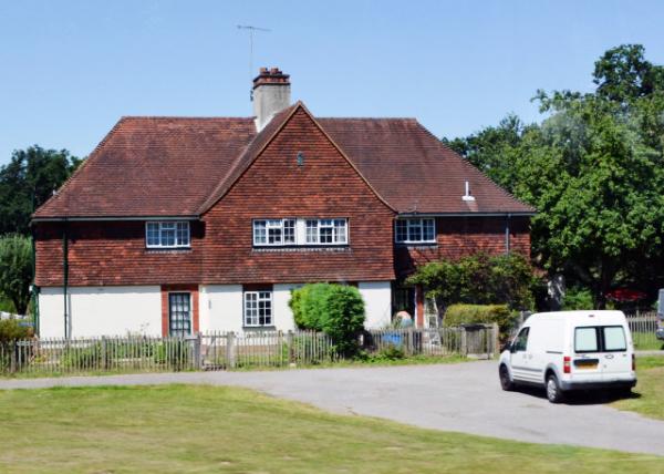 2016-07-19_Windsor_Cottage Home ũ-10001.JPG