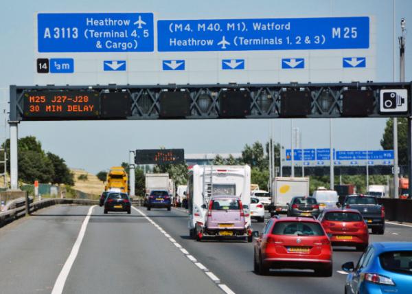 2016-07-19_Heathrow Express_Exit to London Gatwick ׶ظ˻߳-10001.JPG