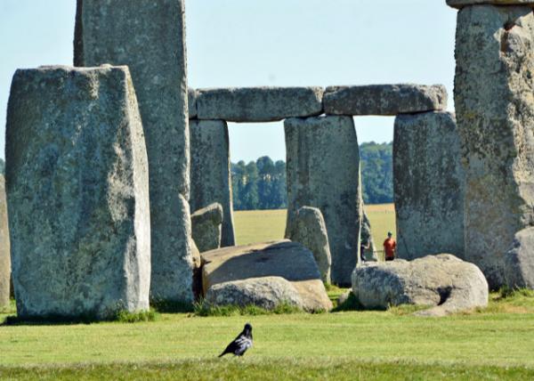 2016-07-19_Stonehenge_Sarsen Stones Arranged in Horseshoe ųεɰ-1001.JPG