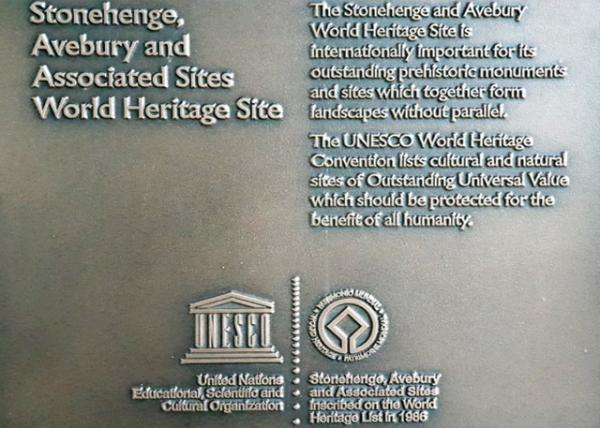 Stonehenge_UNESCO ƽĻŲ0001.JPG