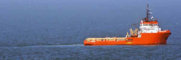 2016-07-17_North Sea_Oil Boat 0001.JPG