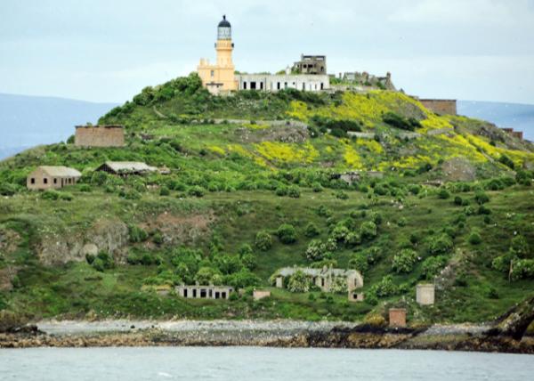 2016-07-16_Firth of Forth_Inchkeith Lighthouse Ӣ0001.JPG