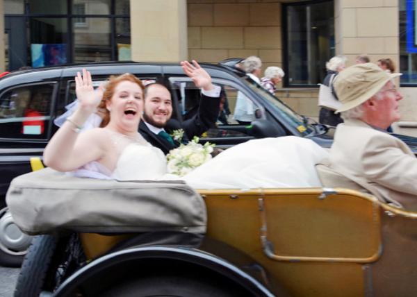 2016-07-16_George IV Bridge_Newly Wed Couple š»-10001.JPG