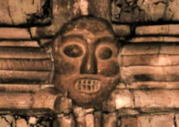 A 12th-Century Grotesque, Reincorporated in the 15th-Century Vaulted Ceiling ʮ͹ʮʯ0001.JPG