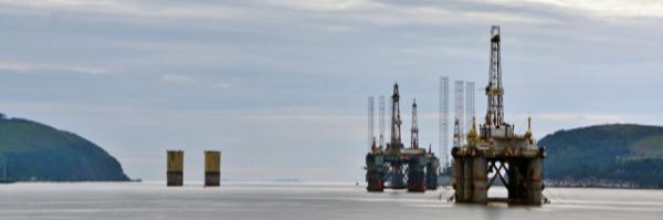 2016-07-15_Invergordon_Oil Rig & Tension Leg Platform Partially Dismantled in the Cromarty Firth 岿ֲʯȼ-10001.JPG