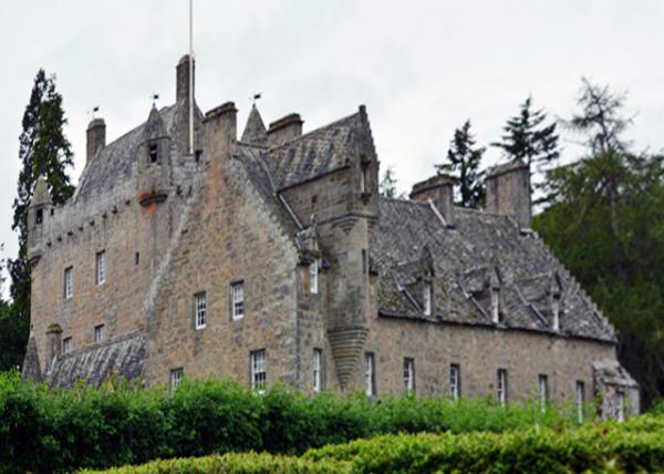 2016-07-15_Cawdor Castle_Billings' Baronial and Ecclesiastical Antiquities of Scotland-10001.JPG