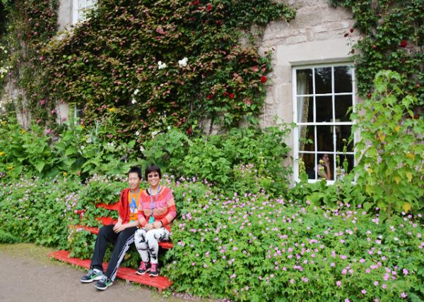 2016-07-15_Cawdor Castle_Flower Garden-40001.JPG
