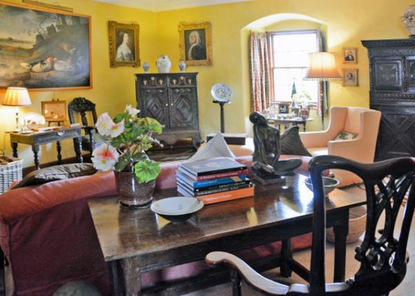 2016-07-15_Cawdor Castle_Living Rm 0001.JPG