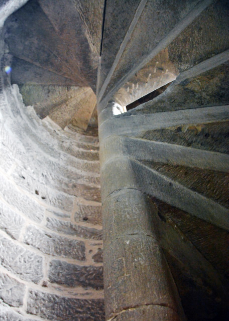 2016-07-15_Cawdor Castle_Spiral Staircase0001.JPG