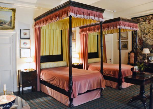 2016-07-15_Cawdor Castle_Pink Bedroom Ů0001.JPG