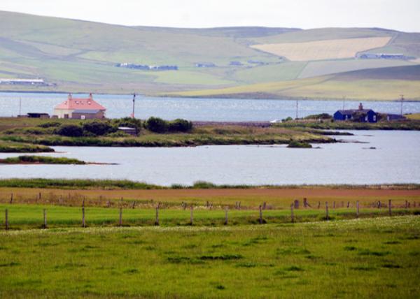2016-07-14_Ordin Self-Catering Home w Separate Rod Room & Summerhouse between Harray Freshwater Loch & Stenness Seawater Loch ¶ڹﵭˮ˹˹ˮ֮ṩ߶ȼݵ˽լ0001.JPG