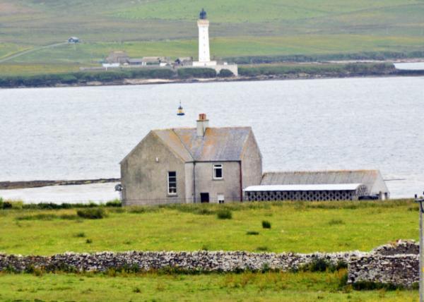 2016-07-14_Stromness against Hoy High Lighthouse ˹ķ˹ߵ-10001.JPG