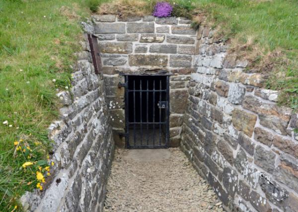 2016-07-14_Maeshowe_Entrance Ĺҿ0001.JPG