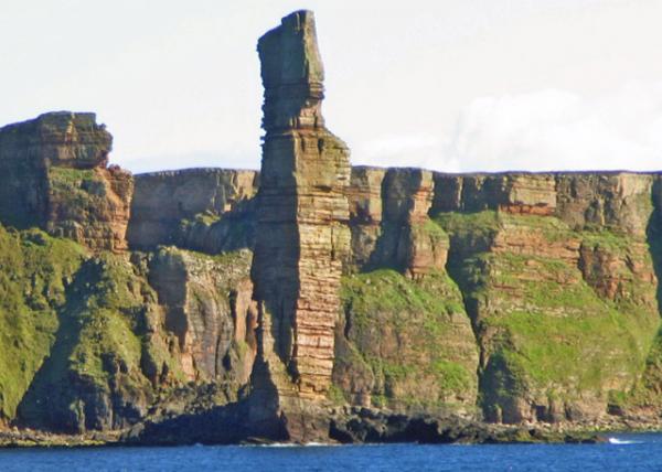 2016-07-13_ 449-foot (137m) Old Man of Hoy 449Ӣ137׸ߵĻ0001.JPG