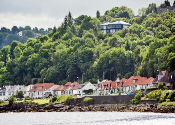 2016-07-12_Hunters Quay_Residential Area 0001.JPG