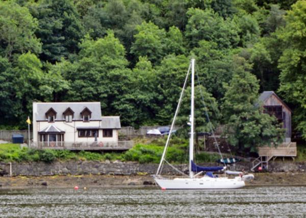 2016-07-12_Arrochar_Sailing Boat -30001.JPG