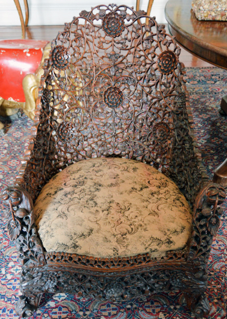 2016-07-12_Inveraray Castle_Mahogany-Carved Chair һľ0001.JPG