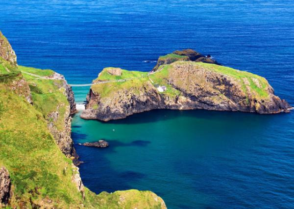 Carrick-A-Rede Rope Bridge 0001.JPG