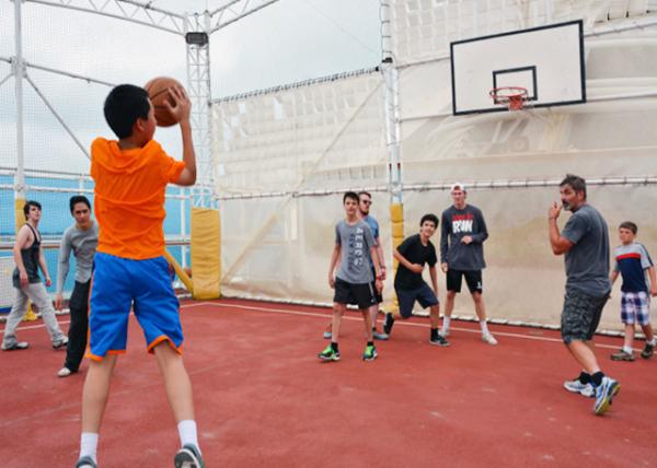 2016-07-08_Caribbean Princess_Sports Deck-20001.JPG