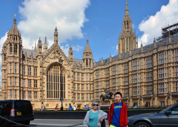 2016-06-24_Palace of Westminster_Old Palace Yard0001.JPG