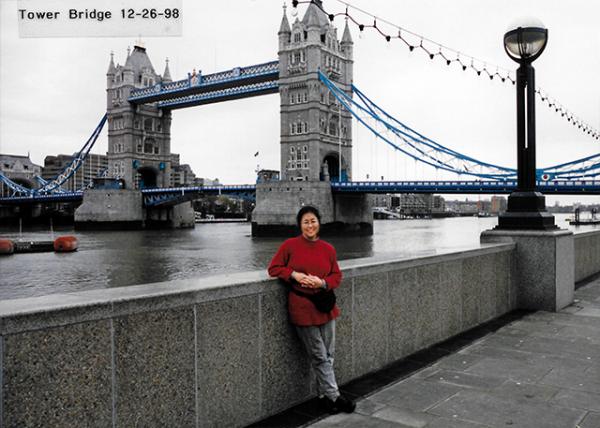 1998-12-26_London_Tower Bridge0001.jpg