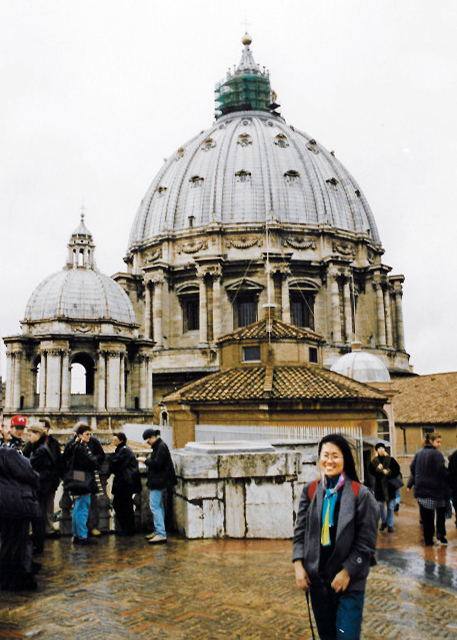 1995-12-31_Vantican City_Dome of St. Peter's Basilica0001.JPG
