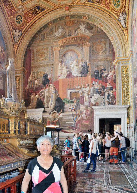 2015-07-04_Vatican Musuem_ Gallery of the Tapestries-10001.JPG