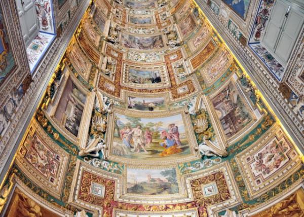 2015-07-04_Vatican Museums_Chapel Ceiling-50001.JPG