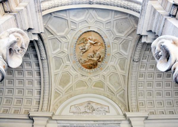 2015-07-04_Vatican Museums_Coffered Ceiling-30001.JPG