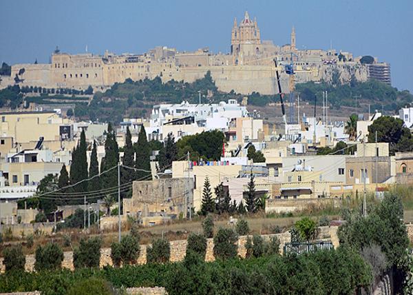 2015-07-01_Mdina_View from the Countryside belowl-70001.JPG