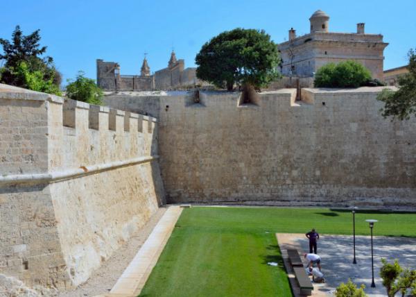 2015-07-01_Mdina_Defensive Walls-30001.JPG