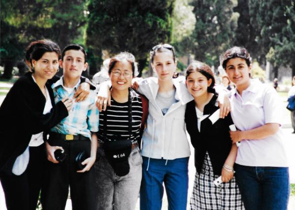2001-05-24_Istanbul_Teens0001.JPG