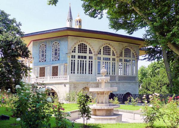 2015-06-27_4th Courtyard_Yerevan Kiosk ͤ¥-10001.JPG