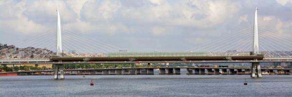 2015-06-27_Bridge_Golden Horn Metro-10001.JPG
