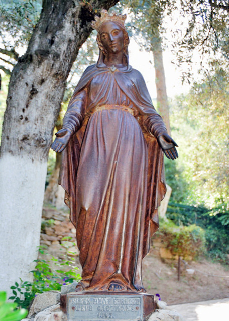 2015-06-18_Seljuk_Statue of Virgin Mary0001.JPG