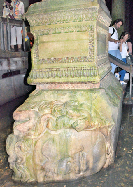 1749214546120726.jpg 2015-06-27_Medusa Head Sideway Pillar 蛇发女怪美杜莎脑袋侧立的石柱底座-20001.JPG