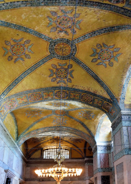2015-06-26_Hagia Sophia_The Loggia of the Empress w the Columns Made of Green Thessalian Stone ɫʯƳɵŮ-30001.JPG