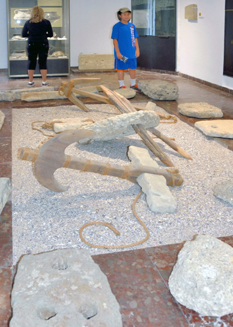 2015-06-25_Archaeological Museum Ų-10001.JPG