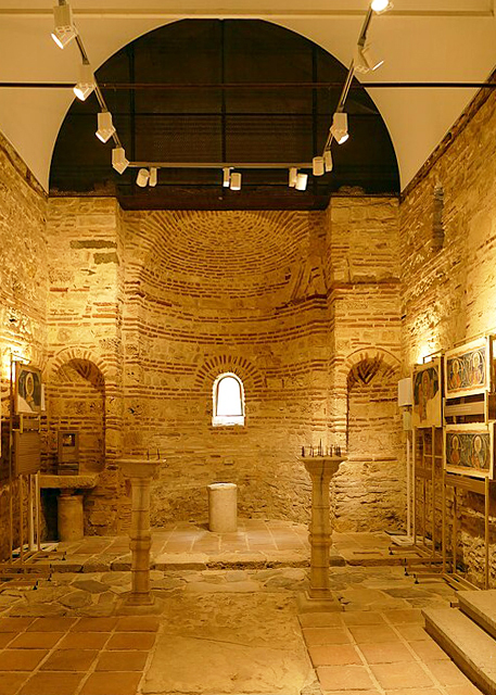 2015-06-25_Church of St Paraskevi_Interior0001.jpg