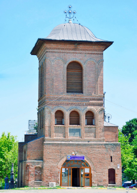 2015-06-24_Romanian Patriarchal Cathedral Belfry ¥-20001.JPG