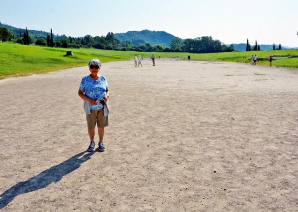 2018-07-15_Olympia Stadium_Field Track ƥﾶ0001.JPG