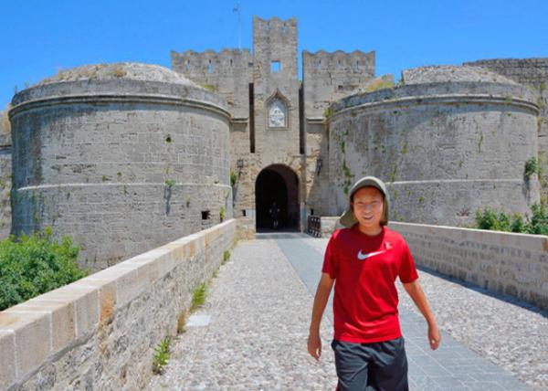 2015-06-17_Amboise Gate of 7C Byzantine Citadel ͰռͥǱ0001.JPG