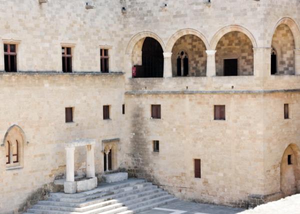 2015-06-17_Exterior_Loggia -40001.JPG