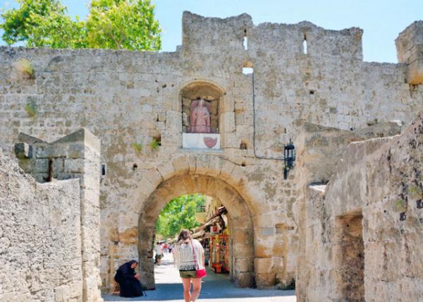 2015-06-17_Gate of St. Anthony ʥŰ0001.JPG