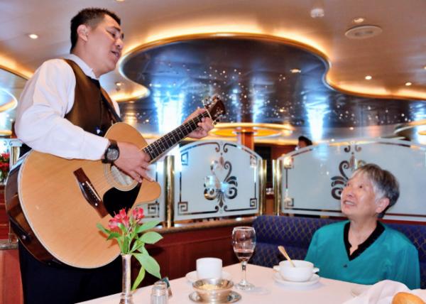 2015-06-30_Botticelli Dining Rm-10001.JPG